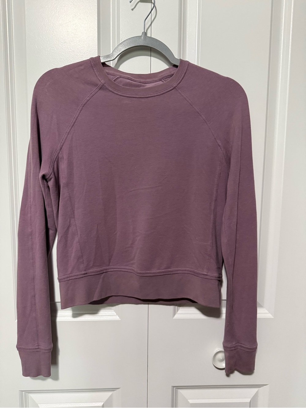 lululemon athletica - Mauve Crewneck Sweatshirt - soft stream style - best 2/4